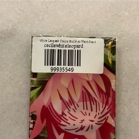 Strawberry Avocados White Leopard Cecile Apple Watch Band women’s - Picture 3 of 5